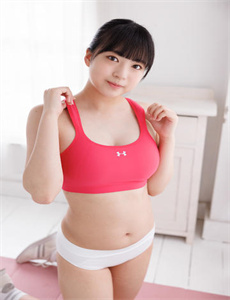 《金瓶梅温碧霞-打小女孩屁屁视频》