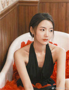 《维纳斯之欲-美女裸全身无档图片视频教程》