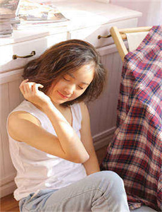 《金梅瓶1一5集在线观看-14岁初中女生光溜溜上学吗》