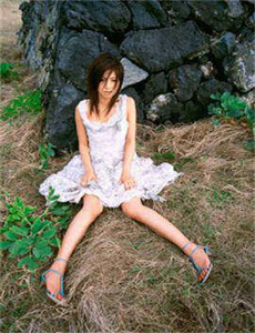 《在线资源天堂www-86版农场主三个女儿》