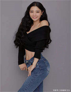 《90后美女乳沟-BAOYU29. COOM》